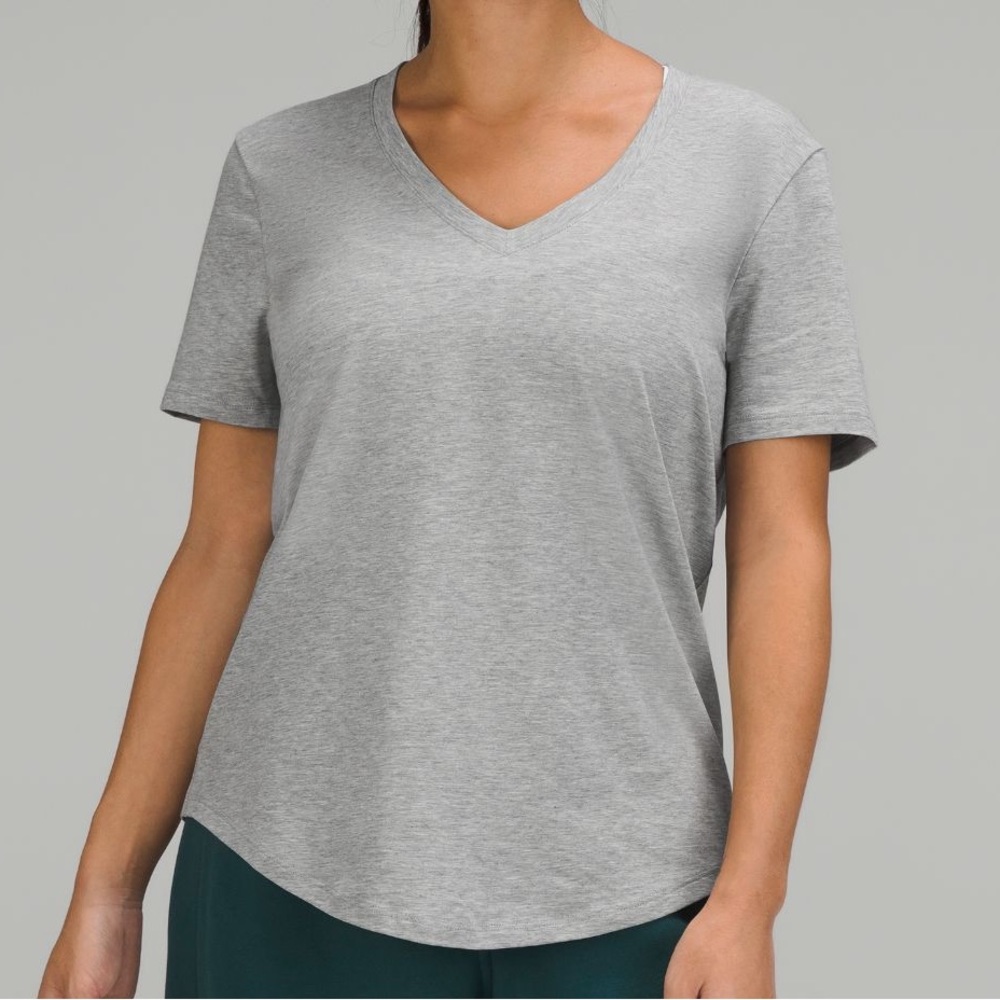 Lululemon love v neck tshirt